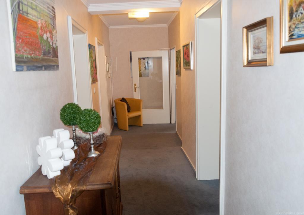 Garni Hotel Drei Lilien Wiesbaden Exteriör bild